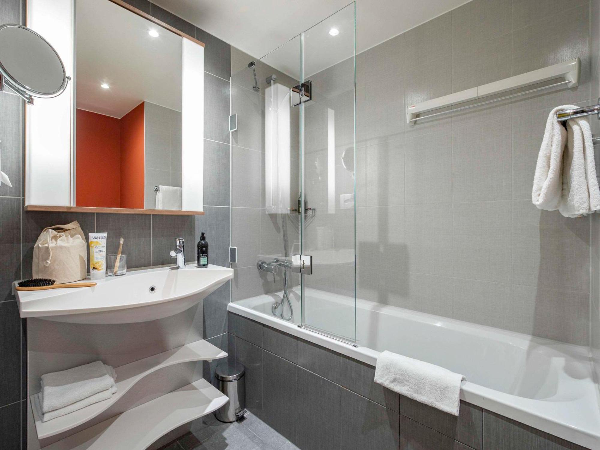 Aparthotel Adagio Koeln City Екстериор снимка