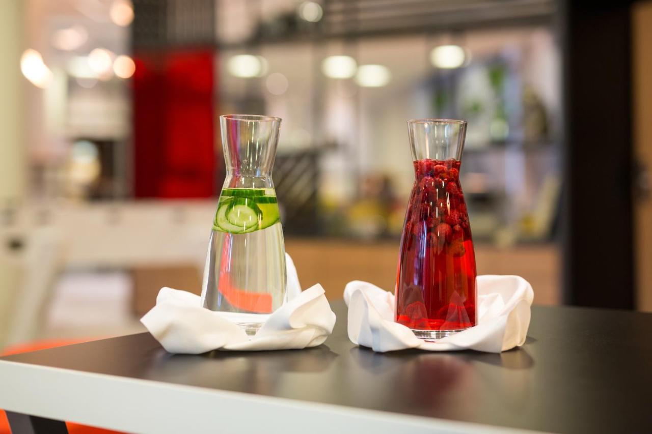Aparthotel Adagio Koeln City Екстериор снимка