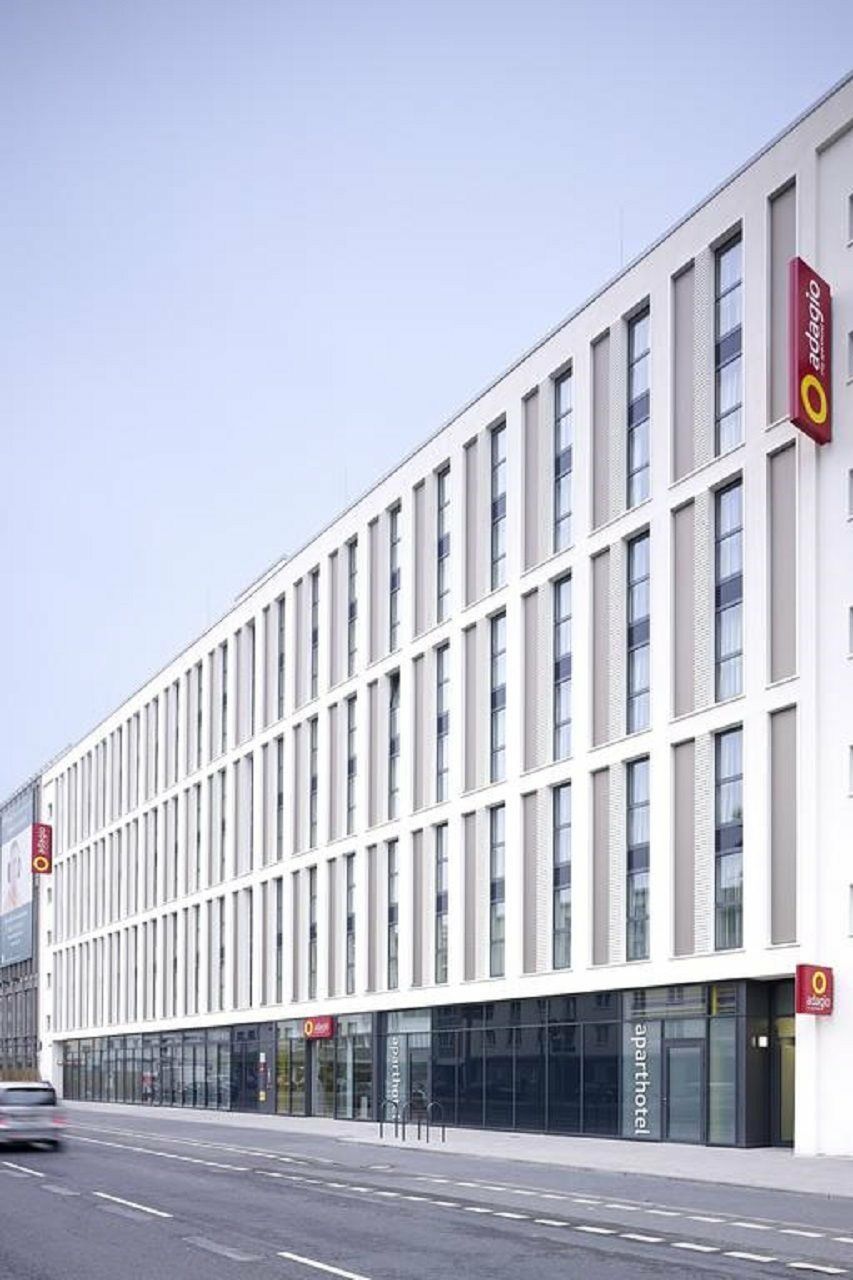 Aparthotel Adagio Koeln City Екстериор снимка