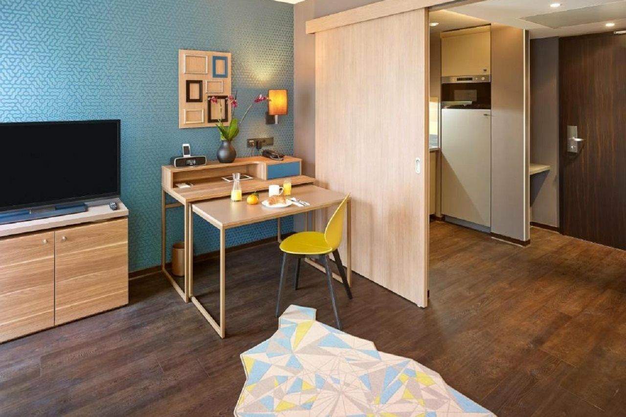 Aparthotel Adagio Koeln City Екстериор снимка
